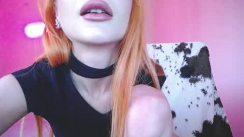 Snapshot of ivyred26 chatting on 04/19/26, 04:17 Ivy online show from 04/19/26, 04:17