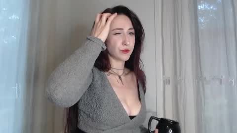 Ivy Rosie online show from 04/30/26, 11:42