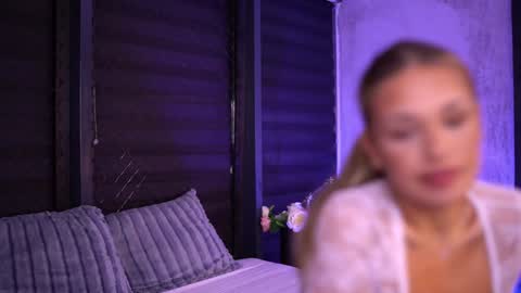 IvyRowa online show from 01/30/25, 09:47