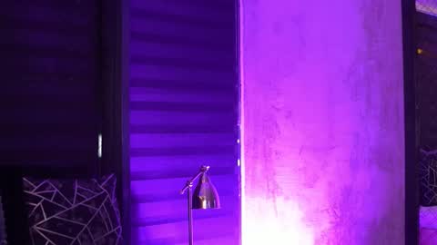 IvyRowa online show from 10/22/25, 05:34