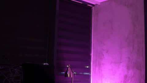 IvyRowa online show from 11/15/25, 06:37