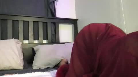 Snapshot of ivyskye_ chatting on 05/15/26, 01:34 ivyskye_ online show from 05/15/26, 01:34