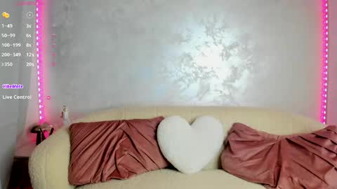 Snapshot of ivytease_ chatting on 05/07/26, 05:24 Ivt online show from 05/07/26, 05:24