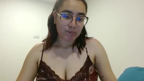 Snapshot of ivyy1_ chatting on 05/14/26, 03:24 Ivy online show from 05/14/26, 03:24
