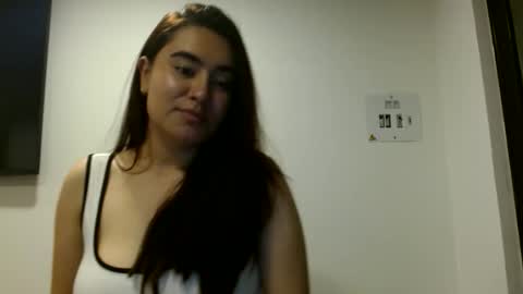 Snapshot of ivyy1_ chatting on 06/09/26, 03:18 Ivy online show from 06/09/26, 03:18