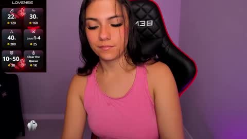 Snapshot of ivyy_scott chatting on 02/23/25, 05:29 Ivvy online show from 02/23/25, 05:29