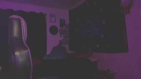 Snapshot of ivyy_sinss chatting on 04/02/26, 01:25 Amiee online show from 04/02/26, 01:25