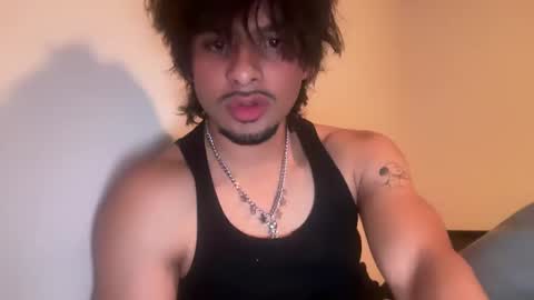 Snapshot of iwannabeagarden chatting on 10/23/25, 03:28 N online show from 10/23/25, 03:28