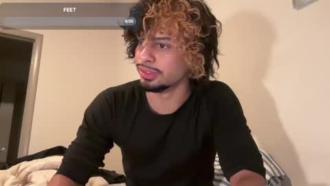 Snapshot of iwannabeagarden chatting on 03/25/26, 02:17 N online show from 03/25/26, 02:17