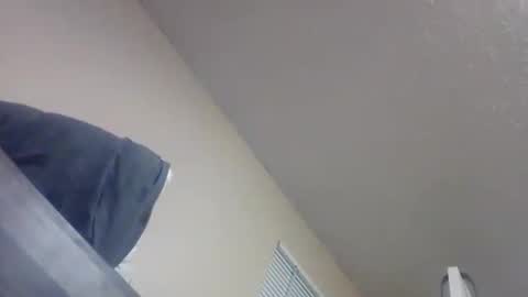 iwanttodothis1 online show from 12/19/25, 01:07