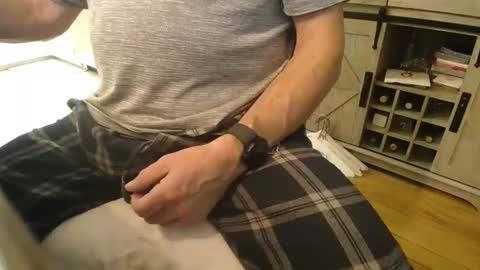 iwanttolicku40 online show from 10/19/25, 10:43