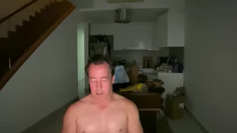 chat with me to find out online show from 12/14/25, 07:03