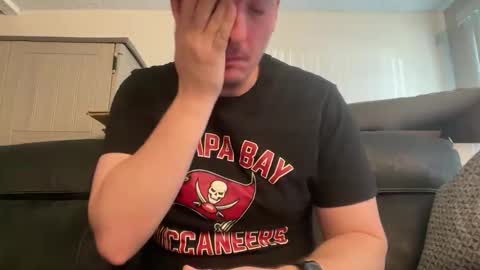 Snapshot of iwantyounow42069 chatting on 11/23/25, 01:44 iwantyounow42069 online show from 11/23/25, 01:44