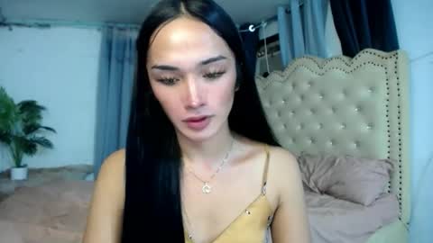 Snapshot of iwillcum4u_ chatting on 11/18/25, 02:06 iwillcum4u_ online show from 11/18/25, 02:06