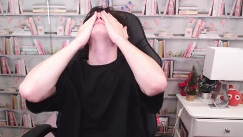 Maxim online show from 12/11/24, 06:04