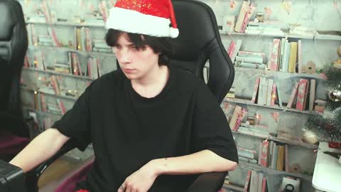 Maxim online show from 12/26/24, 08:42