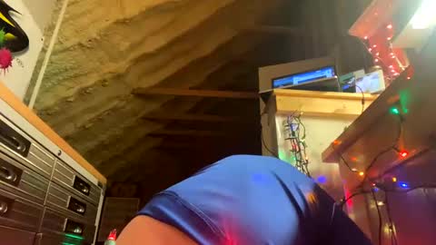 Snapshot of iwinnner chatting on 12/23/24, 03:18 That  Guy  online show from 12/23/24, 03:18