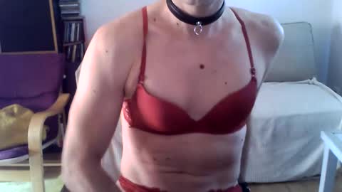 Snapshot of iwy201856 chatting on 12/05/24, 10:23 iwy201856 online show from 12/05/24, 10:23