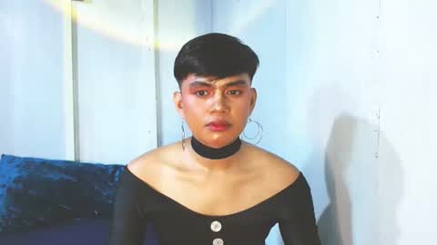 iya143 online show from 10/04/25, 02:31