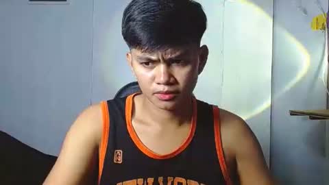 iya143 online show from 10/27/25, 03:21