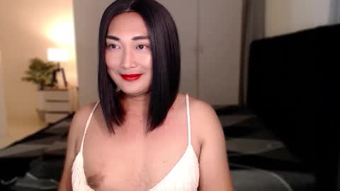 iya_hermosa online show from 01/17/26, 12:43