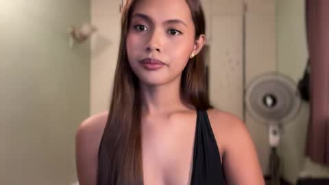 Snapshot of iyahfoxy777 chatting on 04/10/26, 05:39 divaonopka online show from 04/10/26, 05:39