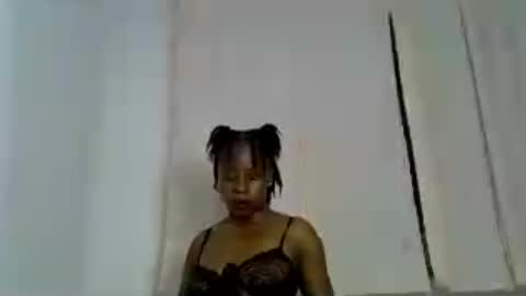 Snapshot of iynika chatting on 07/25/26, 11:57 iynika online show from 07/25/26, 11:57