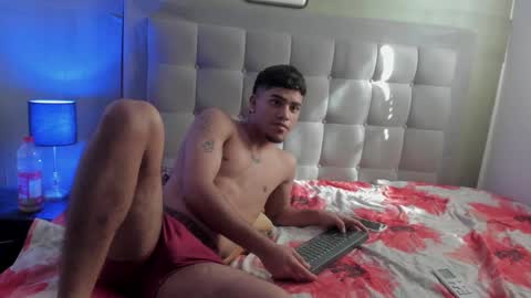 Snapshot of izaak_taylor7 chatting on 12/13/24, 02:27 izaack online show from 12/13/24, 02:27