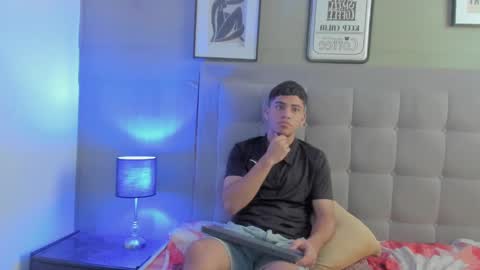 Snapshot of izaak_taylor7 chatting on 12/13/24, 06:16 izaack online show from 12/13/24, 06:16