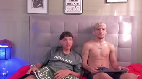 Snapshot of izaak_taylor7 chatting on 12/27/24, 01:07 izaack online show from 12/27/24, 01:07