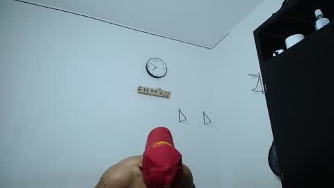 Snapshot of izaak_taylor7 chatting on 09/15/25, 09:09 izaack online show from 09/15/25, 09:09