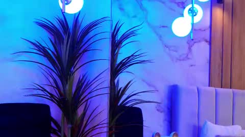 Snapshot of izabelle_02 chatting on 03/01/26, 05:09 izabelle_02 online show from 03/01/26, 05:09