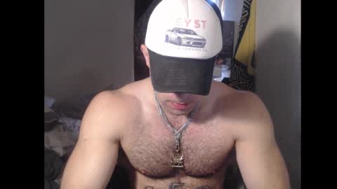 Snapshot of izak144 chatting on 01/19/25, 06:32 izak144 online show from 01/19/25, 06:32