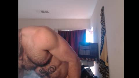 Snapshot of izak144 chatting on 02/08/25, 07:05 izak144 online show from 02/08/25, 07:05