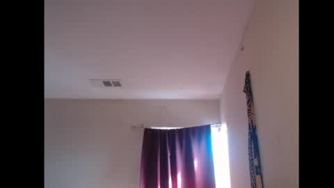 Snapshot of izak144 chatting on 11/01/25, 08:11 izak144 online show from 11/01/25, 08:11