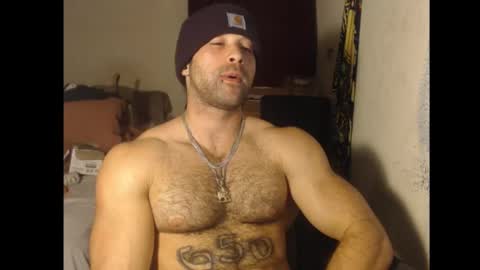 Snapshot of izak144 chatting on 03/12/26, 05:13 izak144 online show from 03/12/26, 05:13