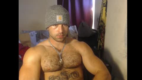 Snapshot of izak144 chatting on 04/06/26, 10:11 izak144 online show from 04/06/26, 10:11