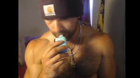 Snapshot of izak144 chatting on 06/10/26, 06:51 izak144 online show from 06/10/26, 06:51