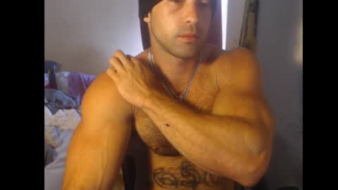 Snapshot of izak144 chatting on 07/05/26, 06:04 izak144 online show from 07/05/26, 06:04
