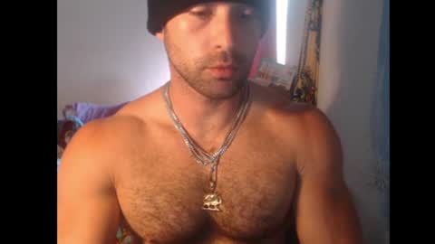 Snapshot of izak144 chatting on 07/10/26, 05:26 izak144 online show from 07/10/26, 05:26