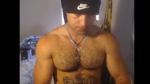 Snapshot of izak144 chatting on 07/19/26, 08:01 izak144 online show from 07/19/26, 08:01