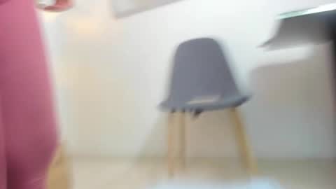 Iza online show from 02/21/25, 11:32