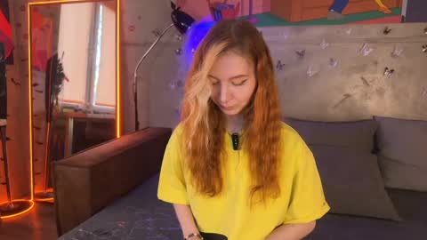 izi online show from 03/09/25, 02:54