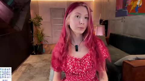 Snapshot of izi_fox chatting on 06/23/26, 01:42 izi online show from 06/23/26, 01:42