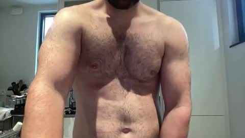 Snapshot of izylduur chatting on 09/09/25, 08:14 Izylduur online show from 09/09/25, 08:14