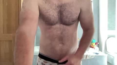 Snapshot of izylduur chatting on 09/11/25, 01:11 Izylduur online show from 09/11/25, 01:11