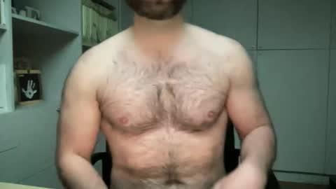 Snapshot of izylduur chatting on 01/08/26, 03:25 Izylduur online show from 01/08/26, 03:25