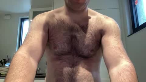 Snapshot of izylduur chatting on 01/14/26, 11:38 Izylduur online show from 01/14/26, 11:38