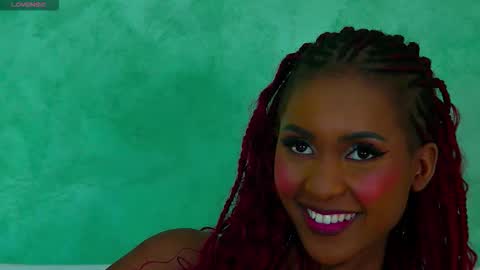 Snapshot of izzie_sugar chatting on 09/21/25, 07:48 Sugar Babe online show from 09/21/25, 07:48