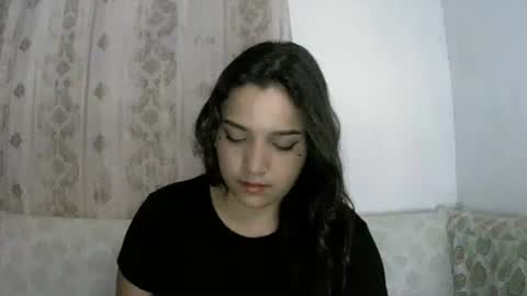 Snapshot of izzy_32 chatting on 02/10/26, 06:39 izzy_32 online show from 02/10/26, 06:39